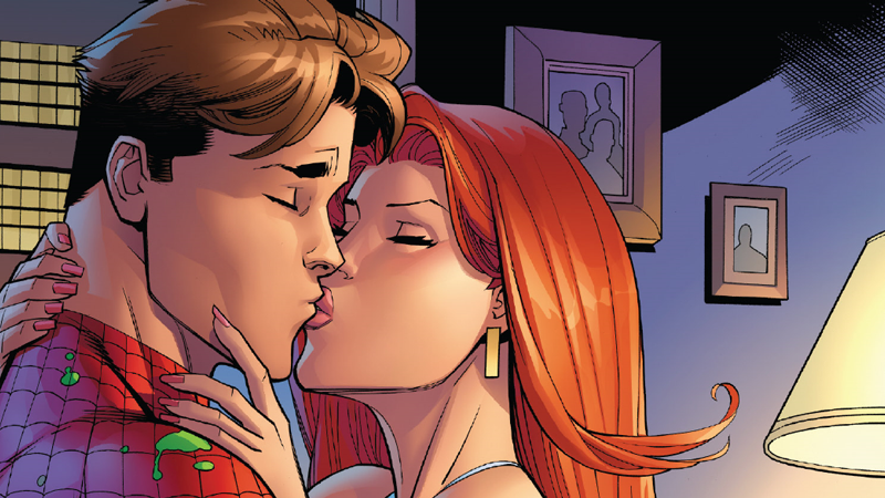 Peter and MJ kiss in the climax of Amazing Spider-Man #1.
